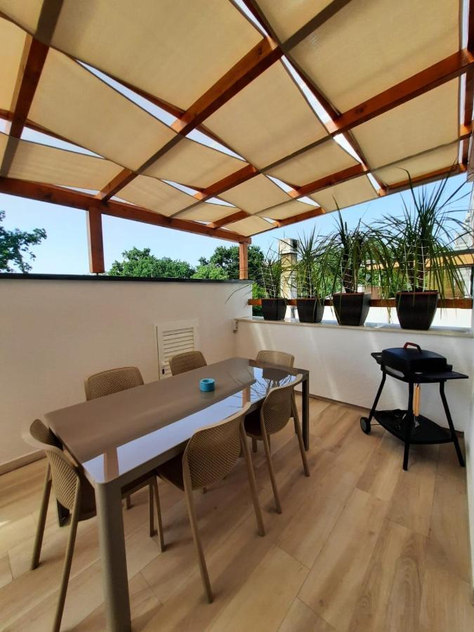 Njivice, Otok Krk, Dora Apartment *