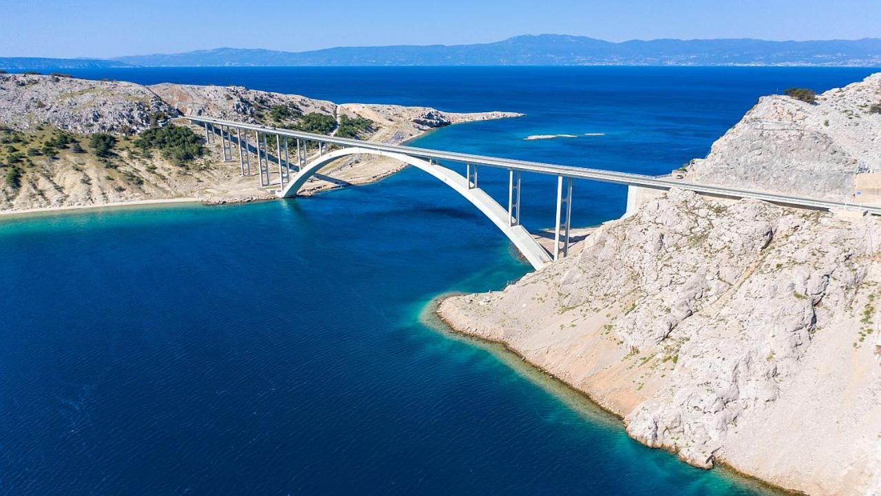 Njivice, Otok Krk, Dora